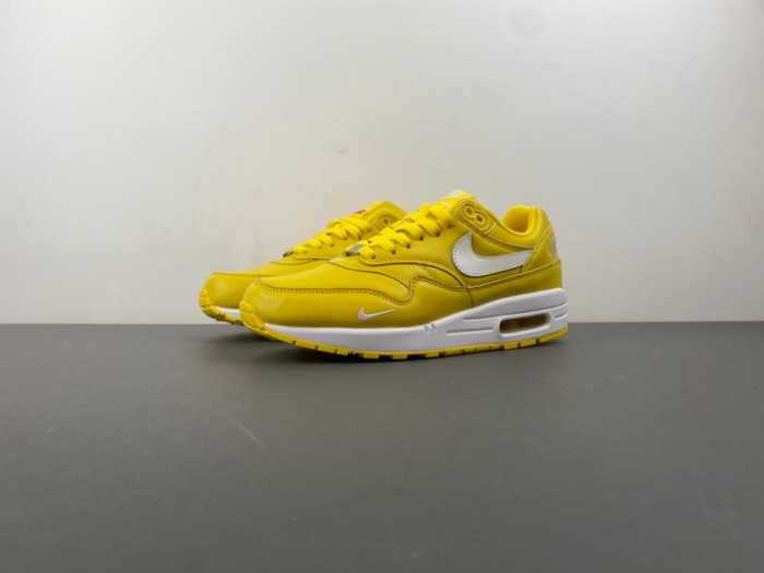 Supreme x NIKE Air Max 1 ''87 SP ''Speed Yellow'' HF8813-700