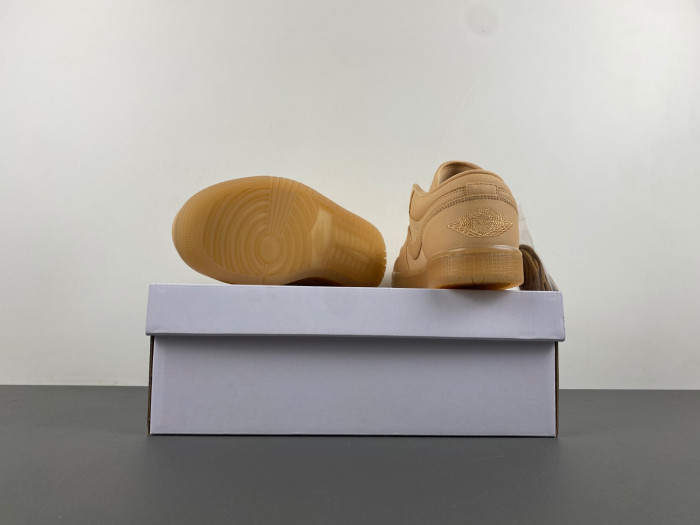 Jordan 1 Low SE Sand (Women