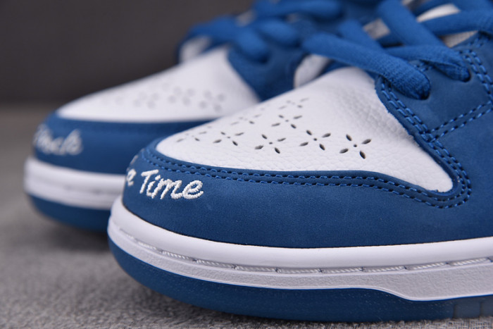 Nike SB Dunk Low Born x Raised One Block At A Time FN7819-400