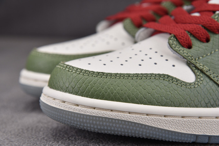 Jordan 1 Retro Low OG Year of the Dragon (2024) FN3727-100