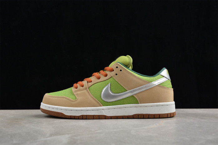 Nike Dunk Low SB ''Escargot'' FQ7585-200