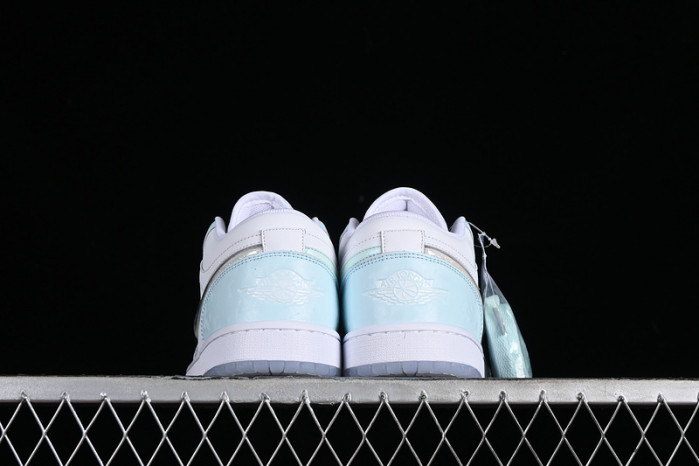 AIR JORDAN 1 LOW SE GS 