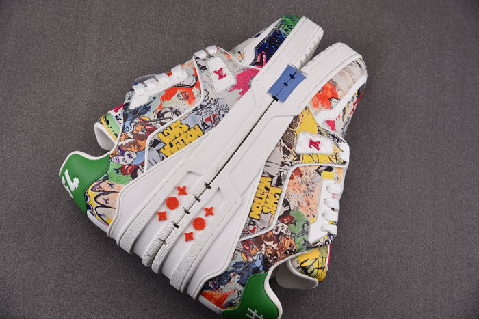 LV TRAINER SNEAKER LV-000593