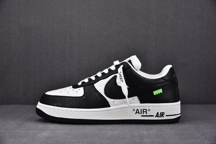 2022 l**is V*t*n x nike air force