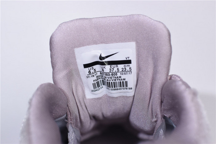 NIKE womens AIR MAX 95 DELUXE “PARTICLE ROSE” Particle Rose AA1103-600