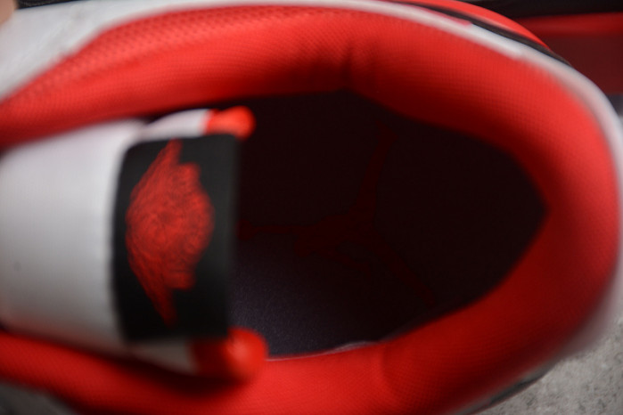 AIR JORDAN LEGACY 312 LOW “BLACK TOE” CD7069-160