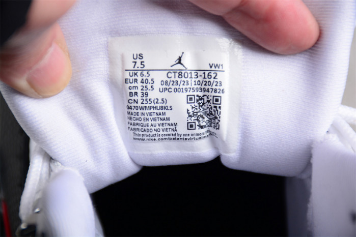 AIR JORDAN 12 "RED TAXI" CT8013-162