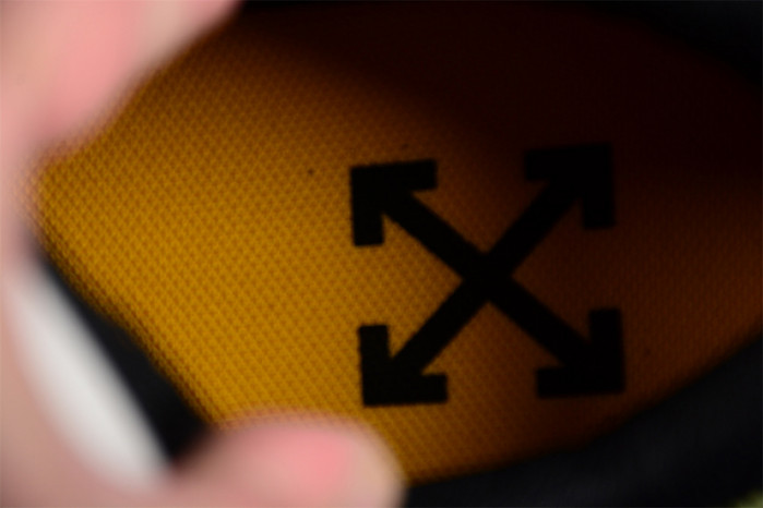 OFW C/O ODSY-1000 Sneakers OW10015