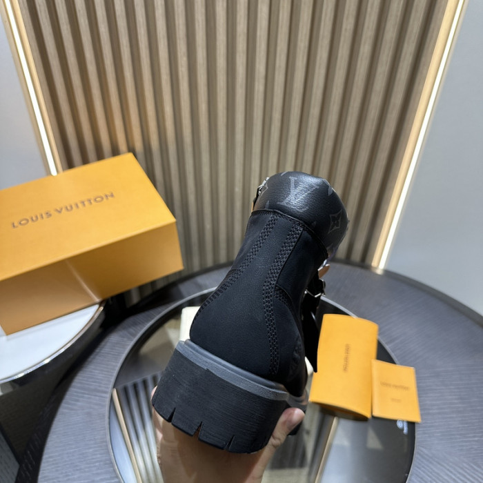 LV BOOTS L000042