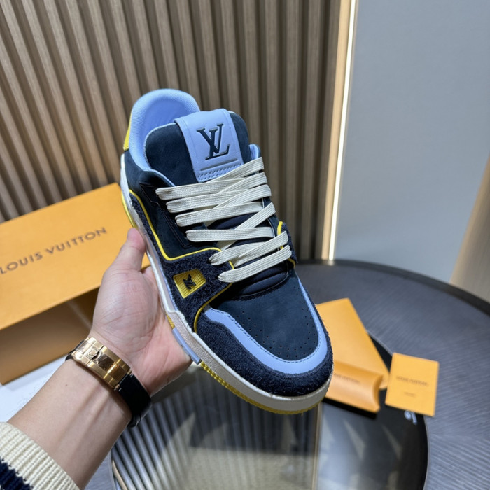 LV TRAINER SNEAKER LV-000580
