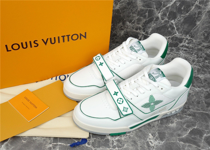 LV SNEAKER LV-000286