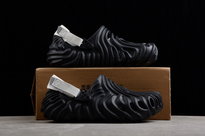 Cr*0*s x salehe bembury c00007