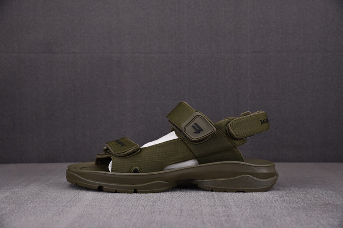 Balenciag* Sandal29