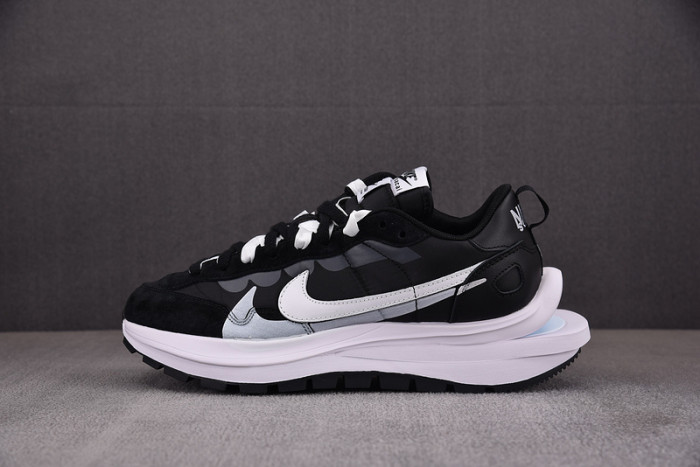 SACAI X NIKE VAPORWAFFLE “Tour Yellow ” DD1875-003