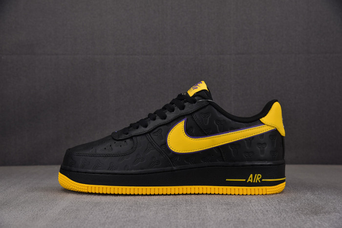 NIKE Kobe Bryant x Air Force 1 Low ''Lakers Away'' HV5122-001