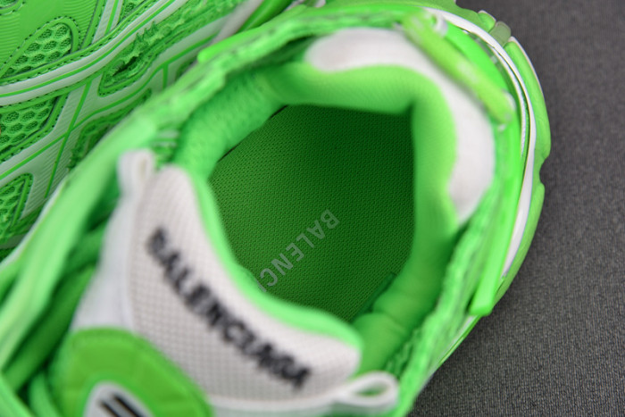 RUNNER SNEAKER RS010