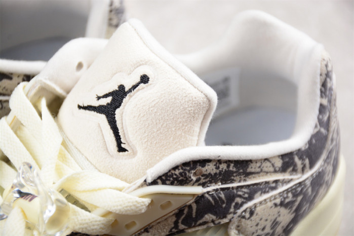 AIR JORDAN 5 LOW "EXPRESSION" DA8016-100