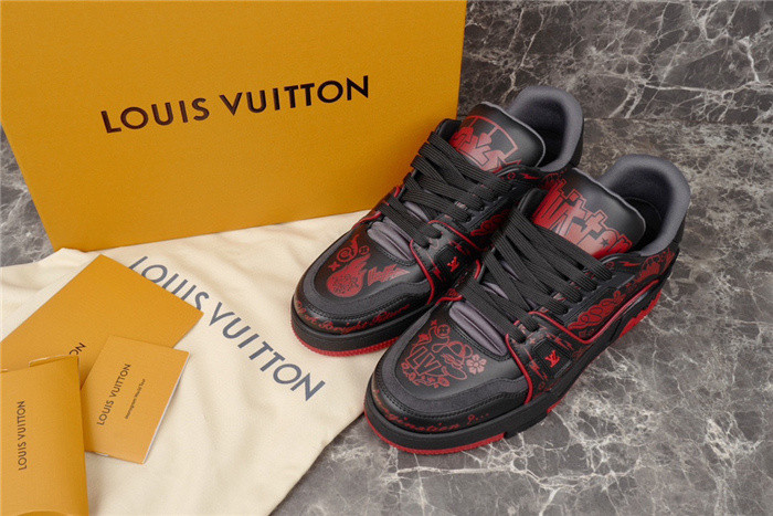 LV SNEAKER LV-000151
