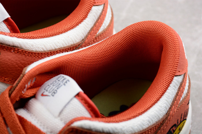 Nike Dunk Low “Sun Club” White Brown DR5475-100