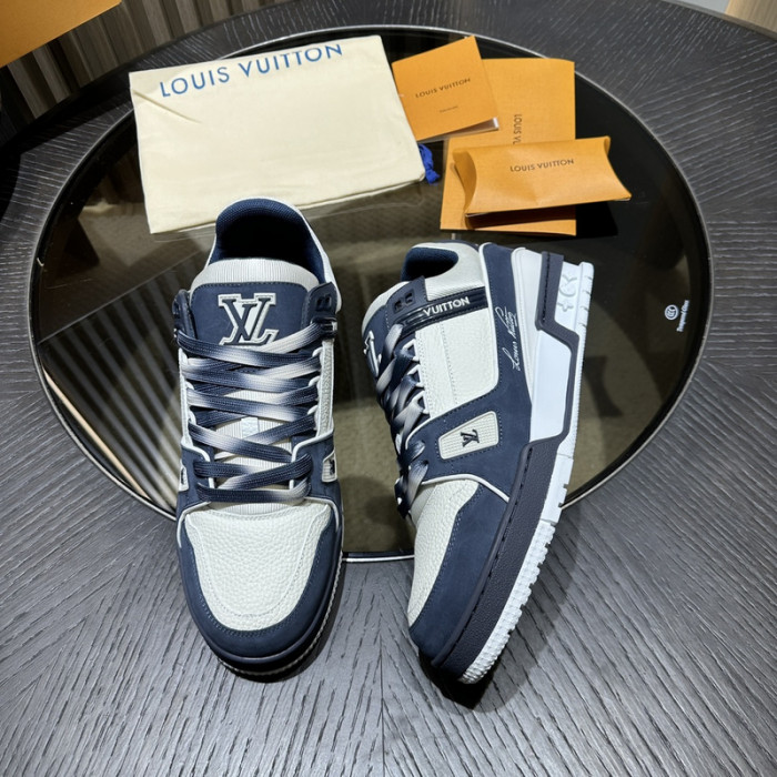 LV TRAINER SNEAKER LV-000605
