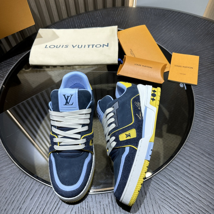 LV TRAINER SNEAKER LV-000580