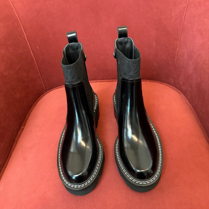 LV BOOTS L000052