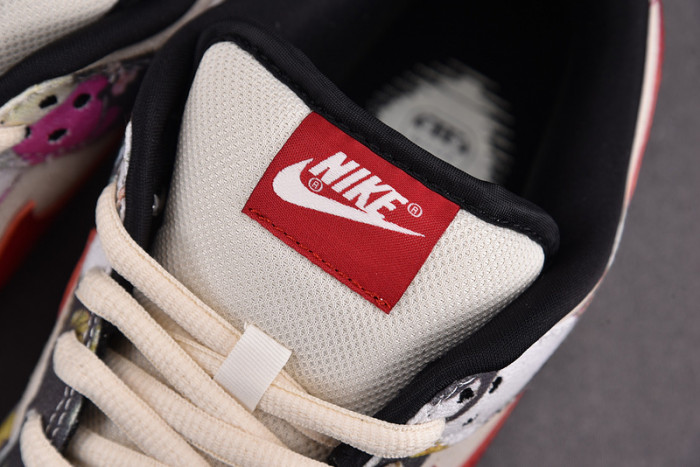 Nike SB Dunk Low Paris 308270-111
