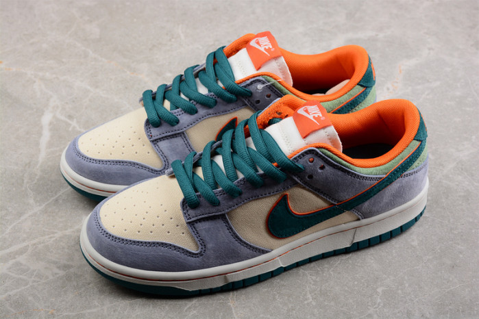 Otomo Katsuhiro x Nike SB Dunk Low "Steamboy OST" LF0039-017