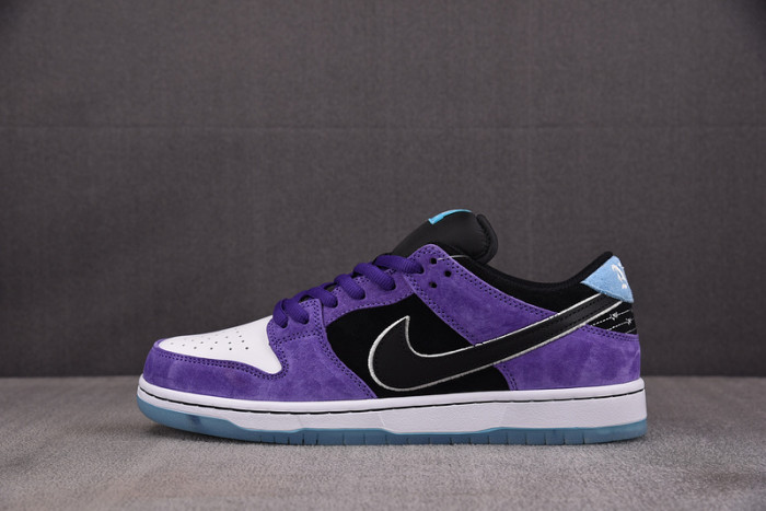 Hayley Wilson x NIKE Dunk Low SB ''Court Purple'' HJ0513-500